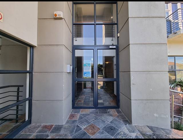 108M² OFFICE TO LET IN CENTURY CITY